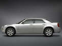 Chrysler 300C 2004 года