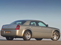 Chrysler 300C 2004 года