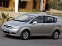 Toyota Corolla Verso 2004 года