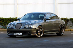 Jaguar S-TYPE R 2003 года