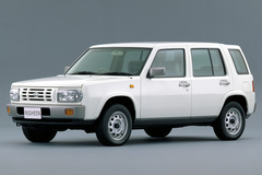 Nissan Rasheen 1994 года